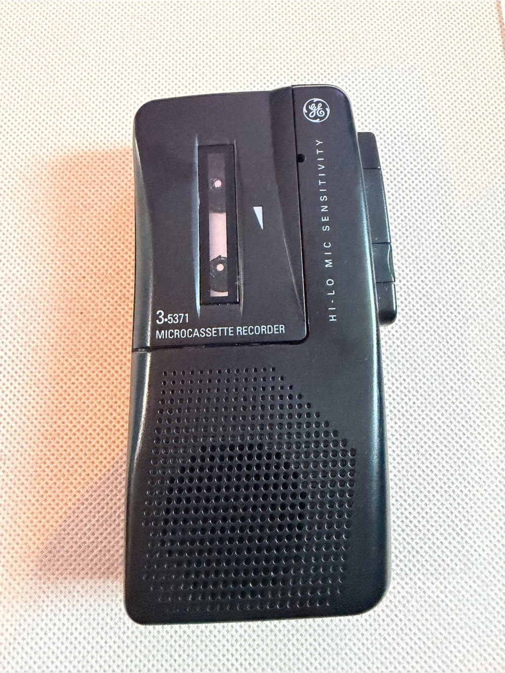 GE Black Microcassette Recorder with Hi-Lo Mic Sensitivity